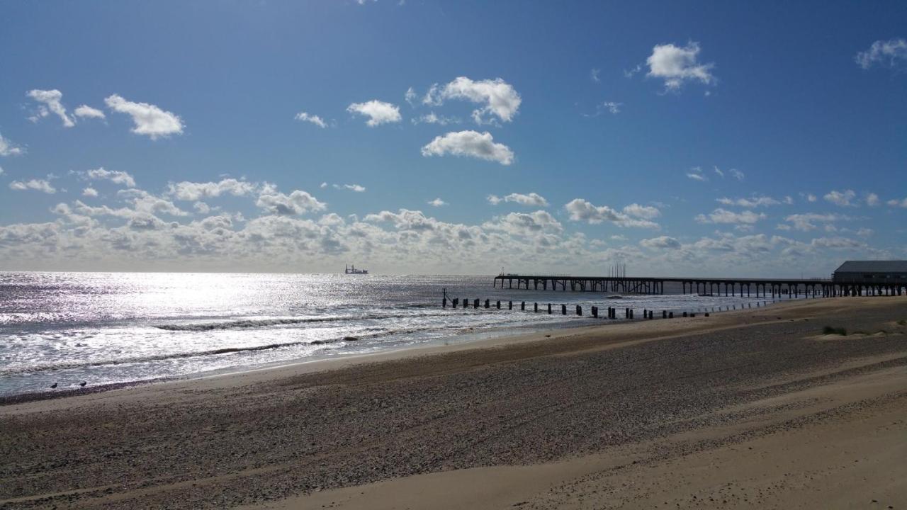 The Coventry Guest House Lowestoft Buitenkant foto